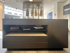 Poliform Cassettiera Set up  per una camera Design a marchio scontata- Cassettiere