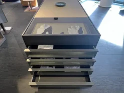 Poliform Cassettiera Set up  per una camera Design a marchio scontata- Cassettiere