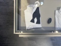 Poliform Cassettiera Set up  per una camera Design a marchio scontata- Cassettiere