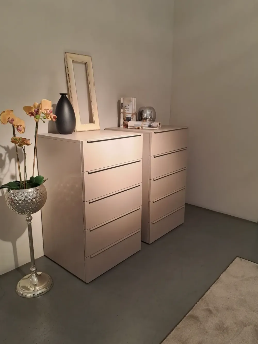 Clearance Cassettiera Spazio in Laccato opaco a prezzi outlet Cassettiere