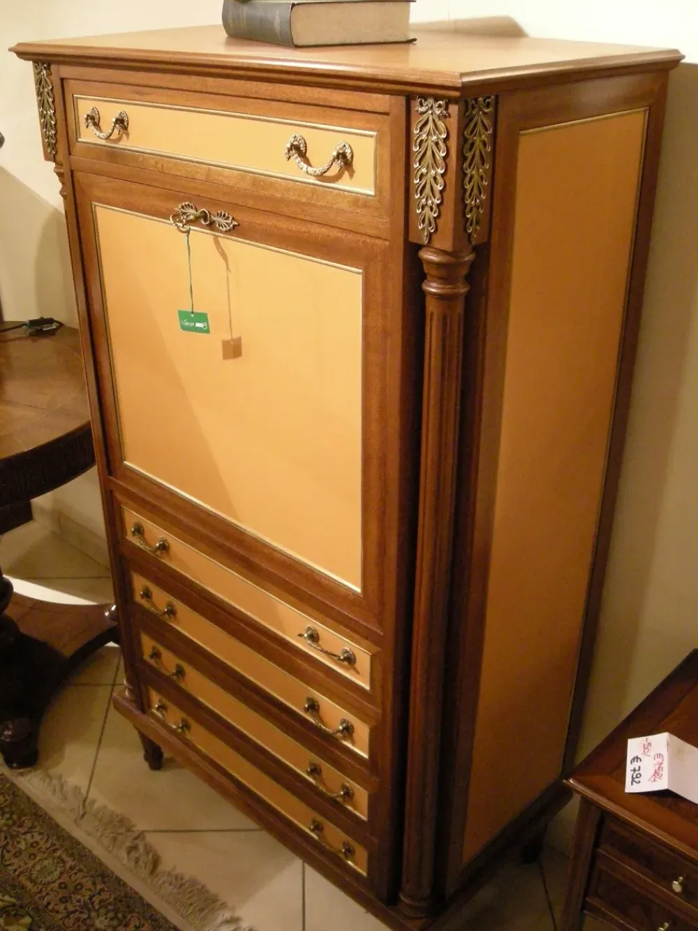 Cassettoni d'antiquariato in stile impero a prezzo scontato^Collezione esclusiva