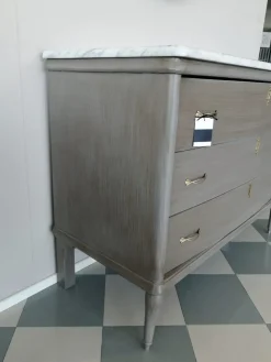 Cassettoni di antiquariato modello Comò antiquario con forte sconto^Minotti Hot