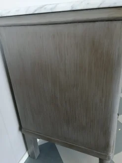 Cassettoni di antiquariato modello Comò antiquario con forte sconto^Minotti Hot