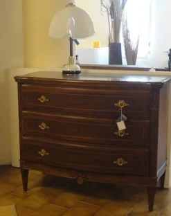 Artigianale Comò e comodini Gruppo letto PREZZI OUTLET- Cassettiere