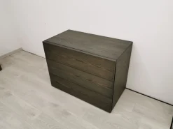 Comò e comodini Qube in legno a prezzo ribassato^Napol Hot