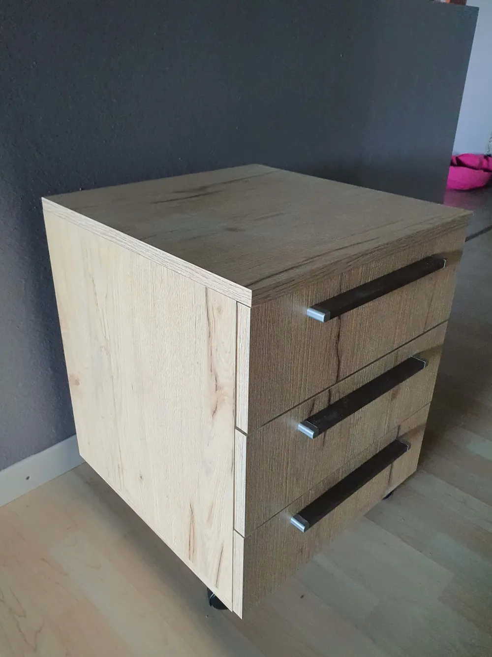 Hot Comodino Beta di scontato del 47% Comodini