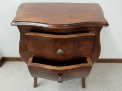 Comodino Bombato di a prezzo scontato^Fratelli Mirandola