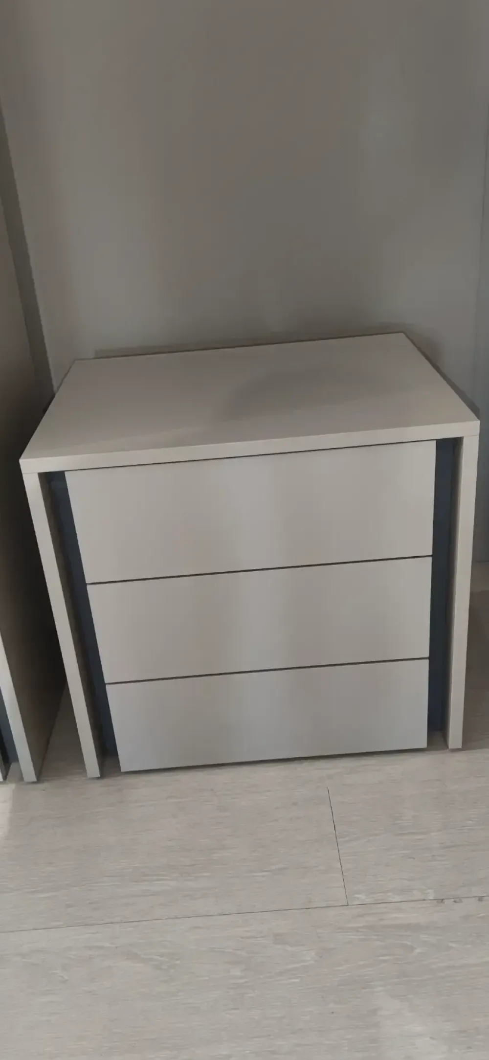 Colombini Casa Comodino Chic a marchio a prezzo riservato- Comodini