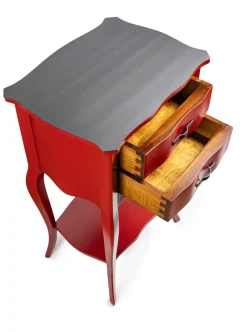 Artigianale Comodino Dino di a prezzo scontato- Comodini