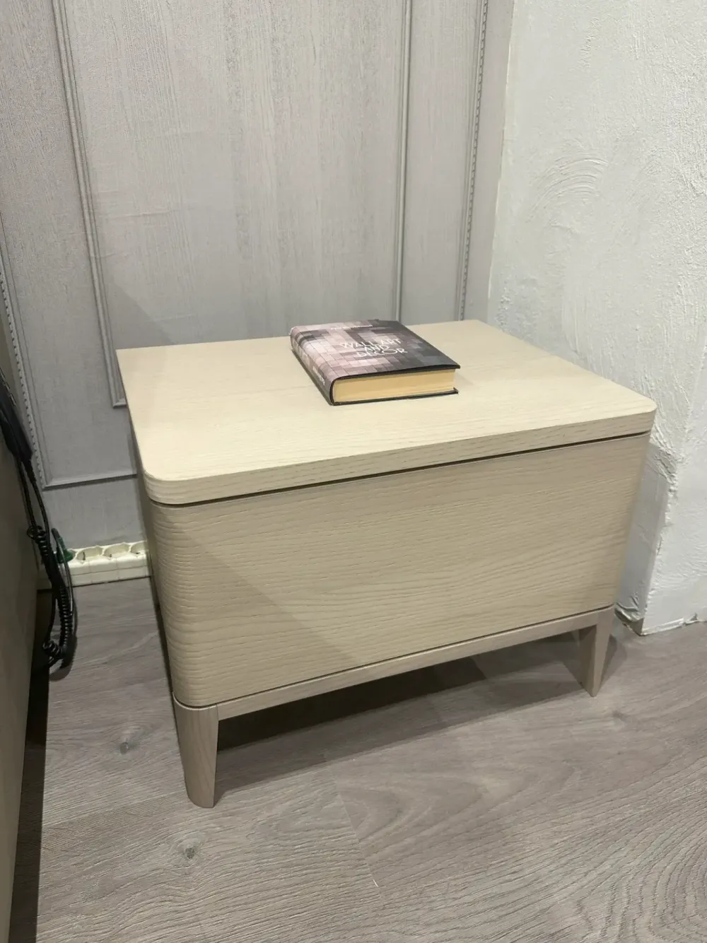 Clearance Comodino Dolce vita a prezzo scontato Comodini