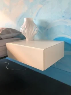 Lago Comodino 36e8 di scontato del 33%- Comodini