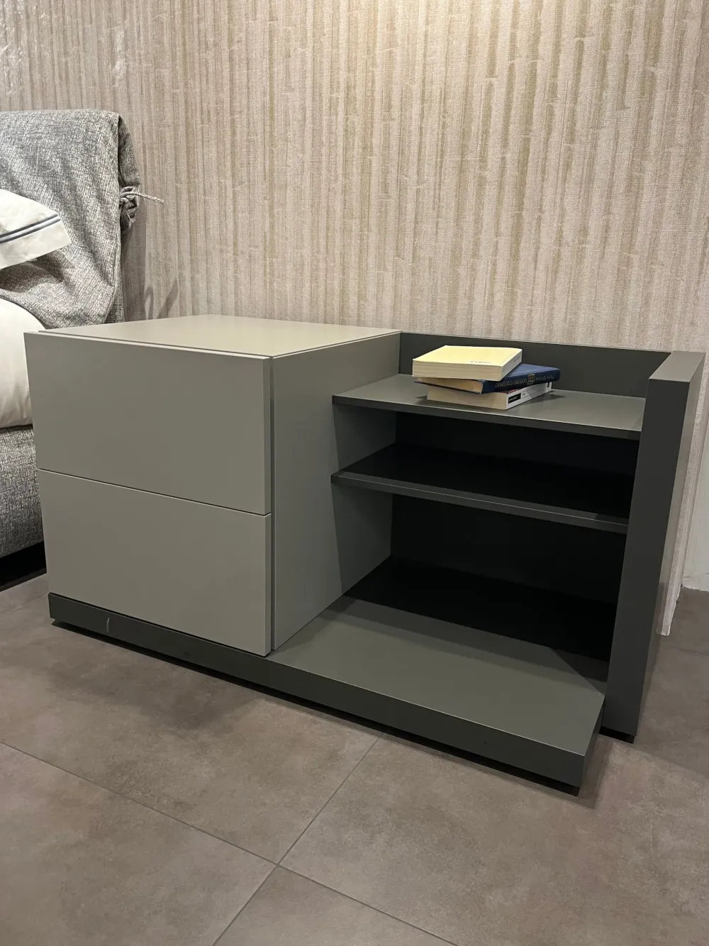 Hot Comodino Filnox di a PREZZI OUTLET Comodini