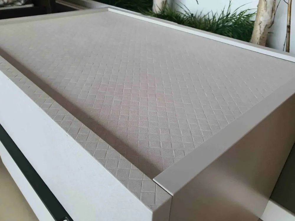 Comodino Hashtag di scontato del 40%^Tomasella New