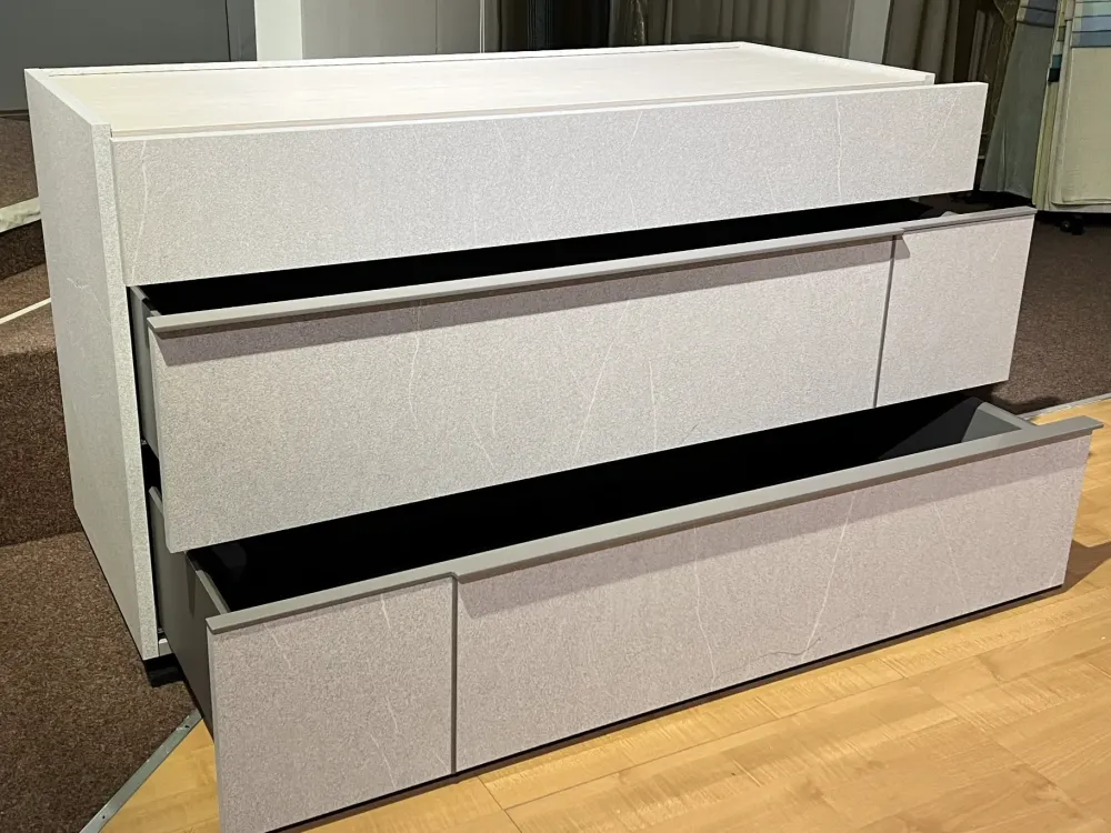 Tomasella Comodino Hashtag di scontato del 39%- Comodini