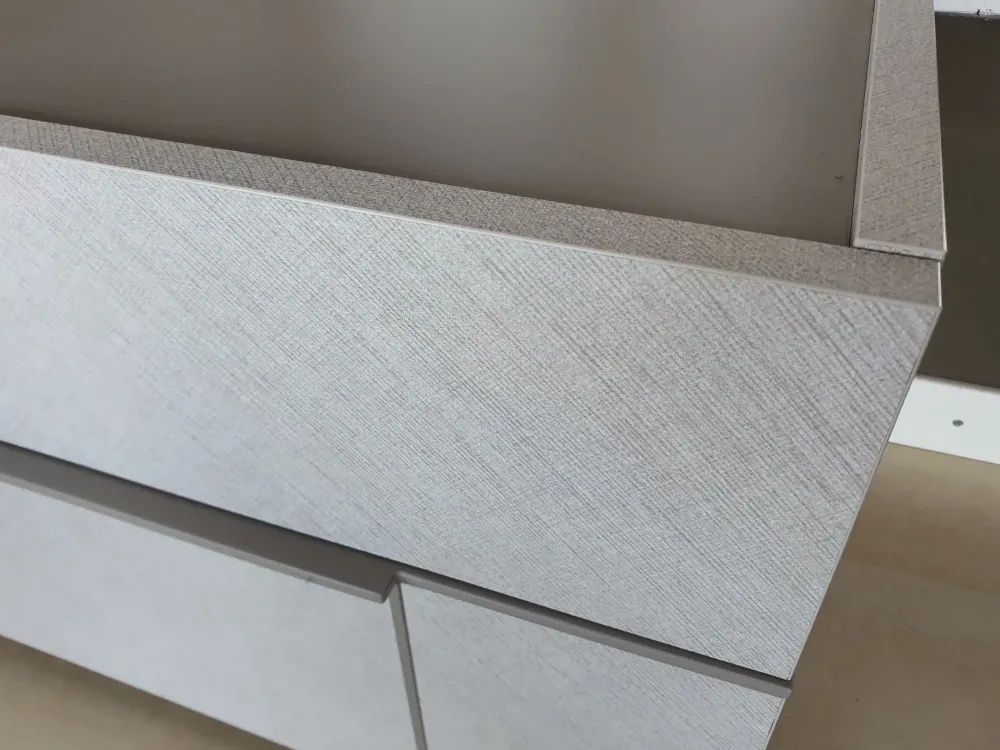 Outlet Comodino Hashtag di a prezzo scontato Comodini