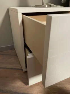 New Comodino Linea di a prezzo scontato Comodini