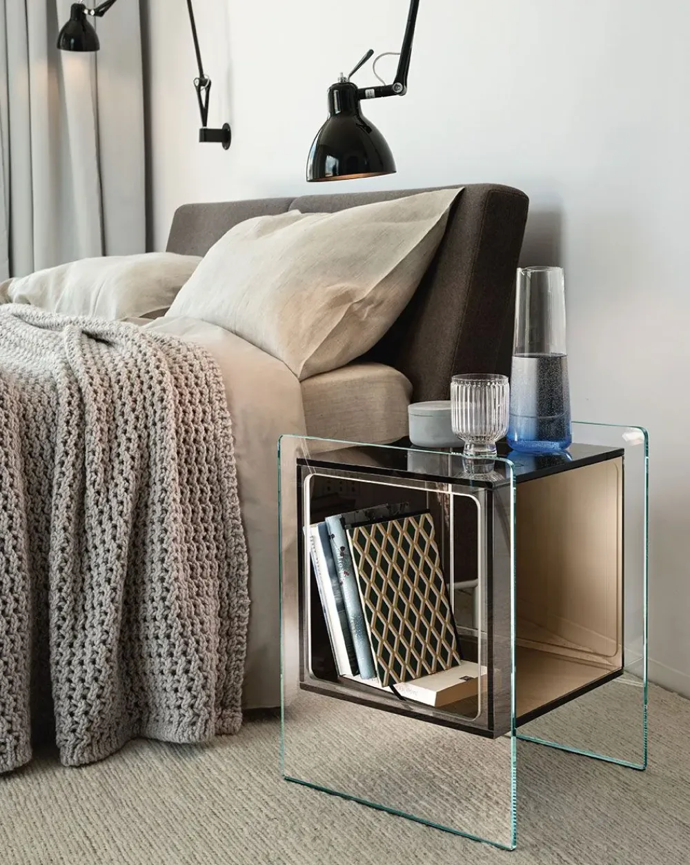 Comodino Magique tavolino comodino a prezzo ribassato^Fiam Best