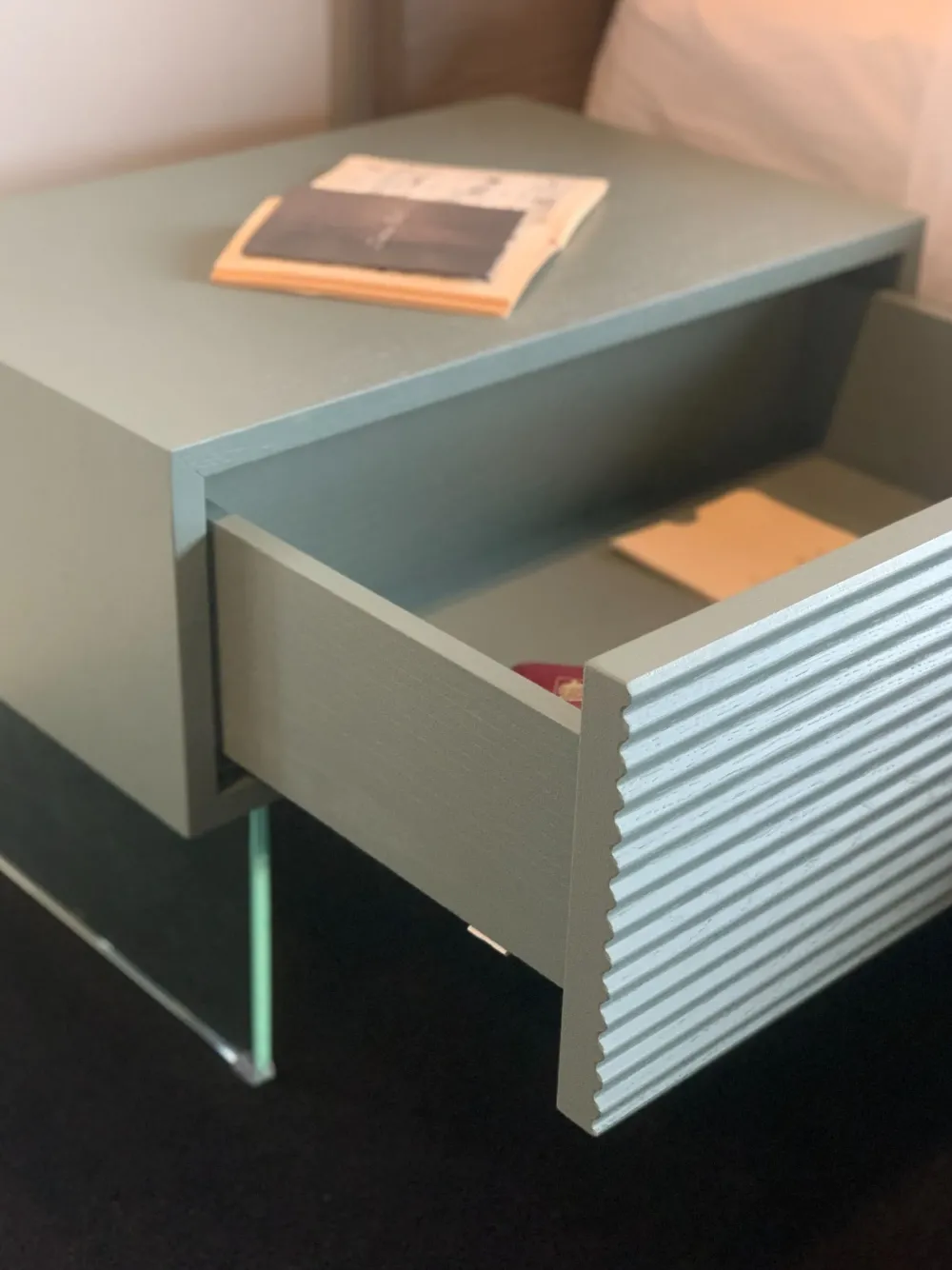 Comodino modello Brick di scontato^Devina Nais Sale