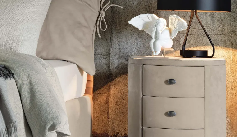 Flou Comodino modello Condotti di scontato- Comodini