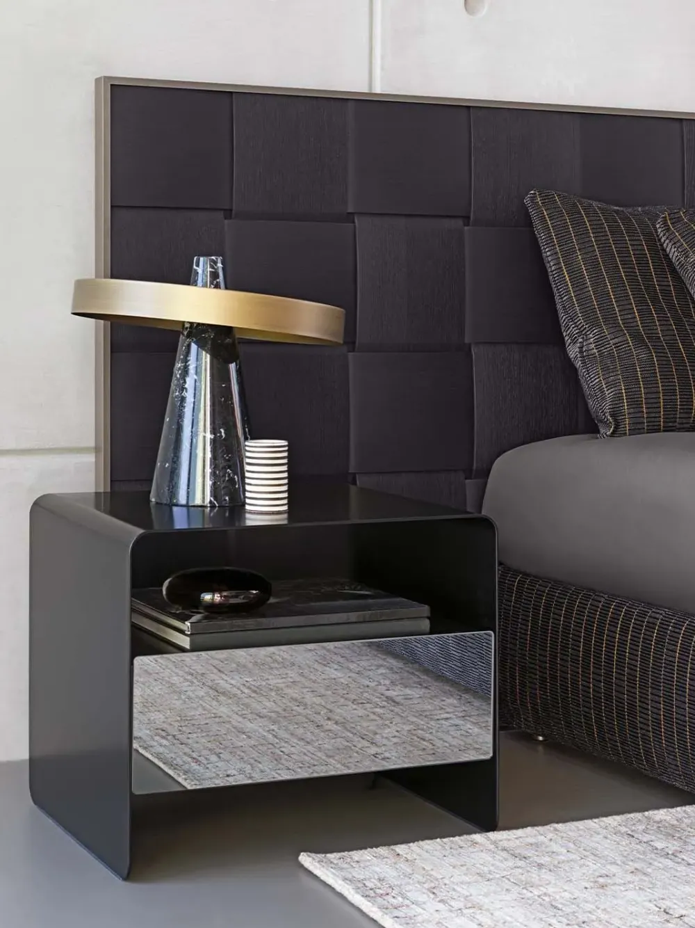 Best Comodino modello Foglio di scontato Comodini