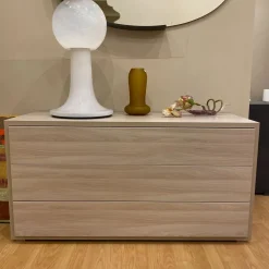 Giessegi Comodino modello Parigi a marchio con forte sconto- Comodini