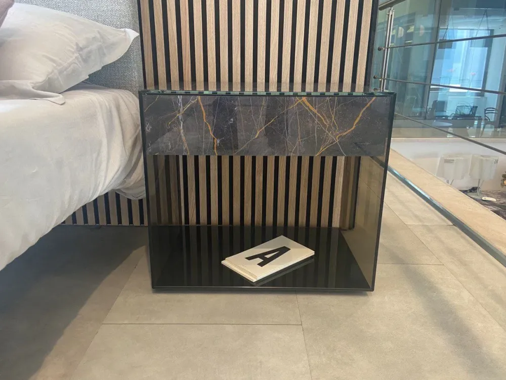 Hot Comodino modello Upglass di scontato Comodini