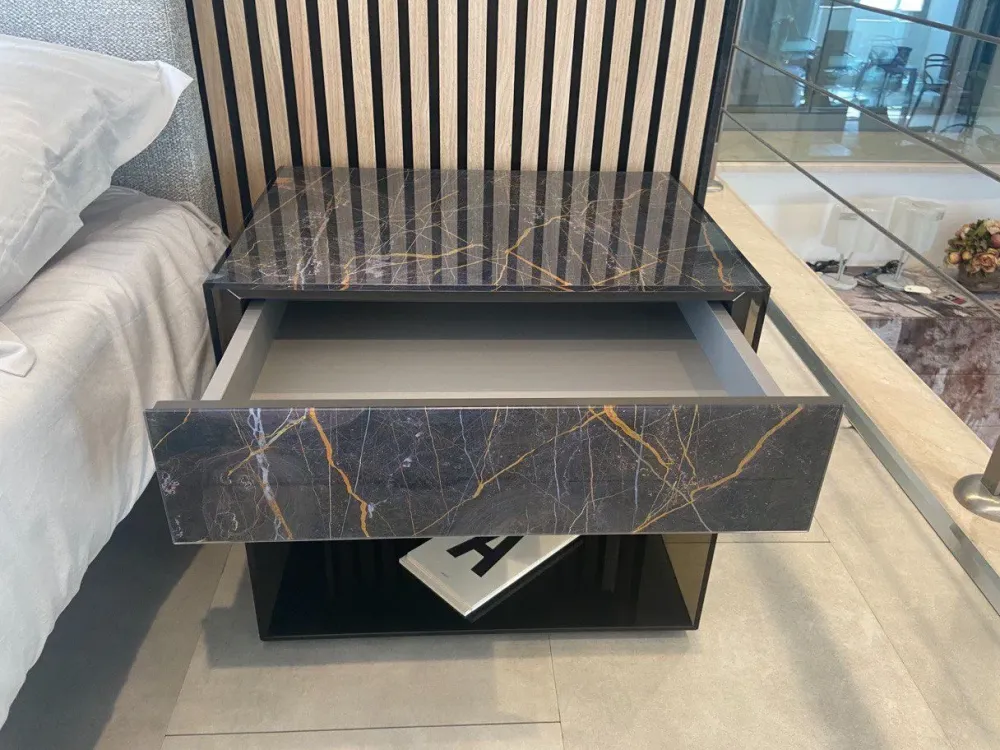 Hot Comodino modello Upglass di scontato Comodini