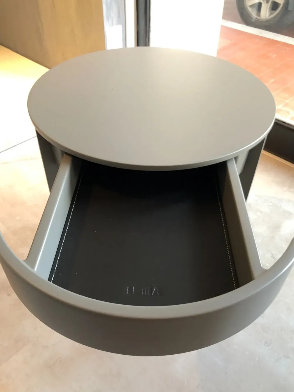 Comodino Sign di a prezzo scontato Comodini