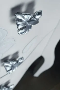 Artigianale Comodino Trittico fiore a prezzo scontato- Comodini