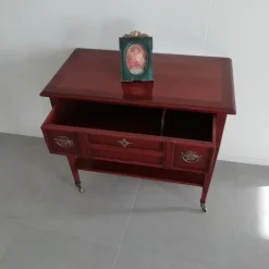 Best Complemento in stile neoclassico con un ribasso del 41% Antiquariato