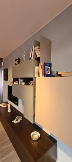 Best Composizione per il living modello At124 di a prezzo scontato Soggiorni Completi