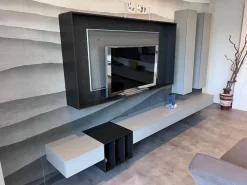 Caccaro Composizione per il living modello Wallover di a prezzo Outlet- Soggiorni Completi