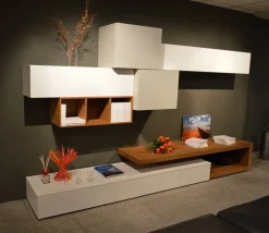 Outlet Composizione soggiorno San Giacomo modello Lampo - Scontato del -30 % Pareti Attrezzate