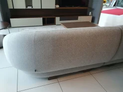 Outlet Con penisola a 5 posti Pacific di : prezzo su richiesta Divani