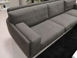 Ditre Italia Con penisola Kris ad un prezzo conveniente- Divani