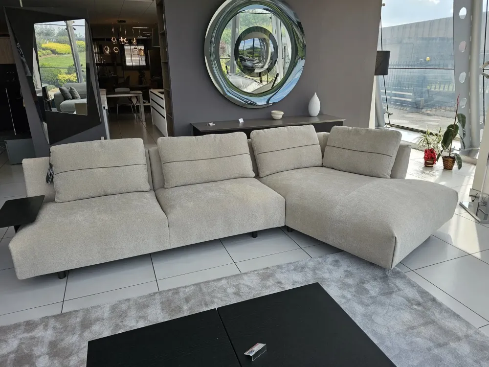 Online Con penisola tessuto modello Atlantis di Divani