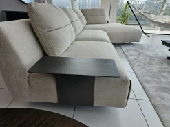 Online Con penisola tessuto modello Atlantis di Divani