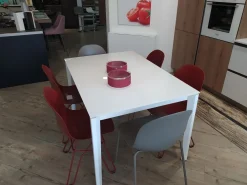 Connubia : Tavolo Pentagon in offerta outlet. Design unico ed elegante.- Tavoli