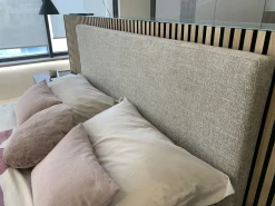 Lago Contatta il venditore per scoprire il prezzo di questo letto Fluttua di- Letti