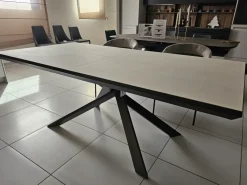 Contatta il venditore per scoprire il prezzo del tavolo Tavolo ceramica luce^Ozzio Best