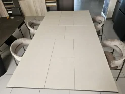 Contatta il venditore per scoprire il prezzo del tavolo Tavolo ceramica luce^Ozzio Best