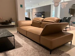 Outlet Contatta il venditore per scoprire il prezzo del Divano Adam : compila il modulo di richiesta informazioni Divani