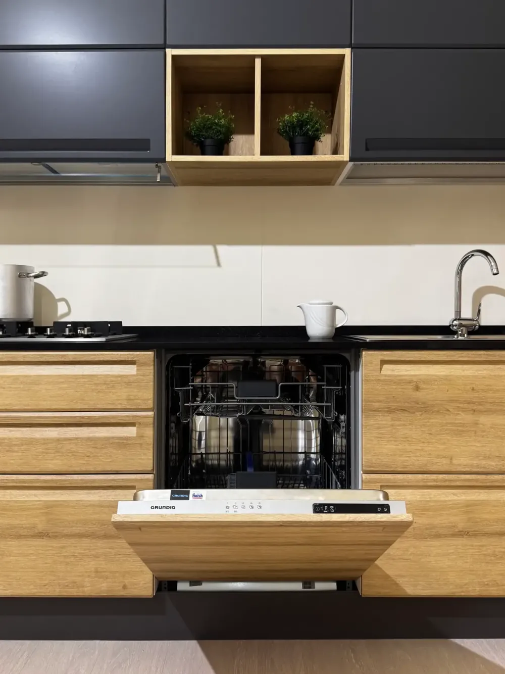 Cucina a PREZZI OUTLET in polimerico -60% Cucine Ad Angolo|Cucine Moderne