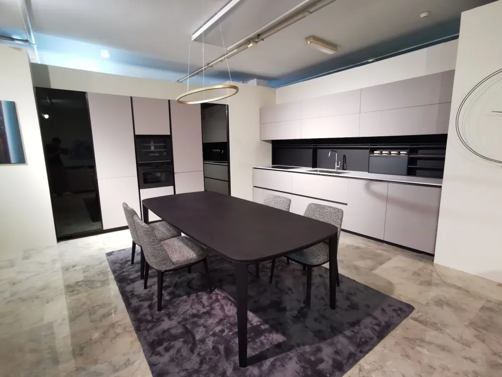 Poliform Cucina a PREZZI OUTLET in laminato opaco -45%- Cucine Lineari|Cucine Design