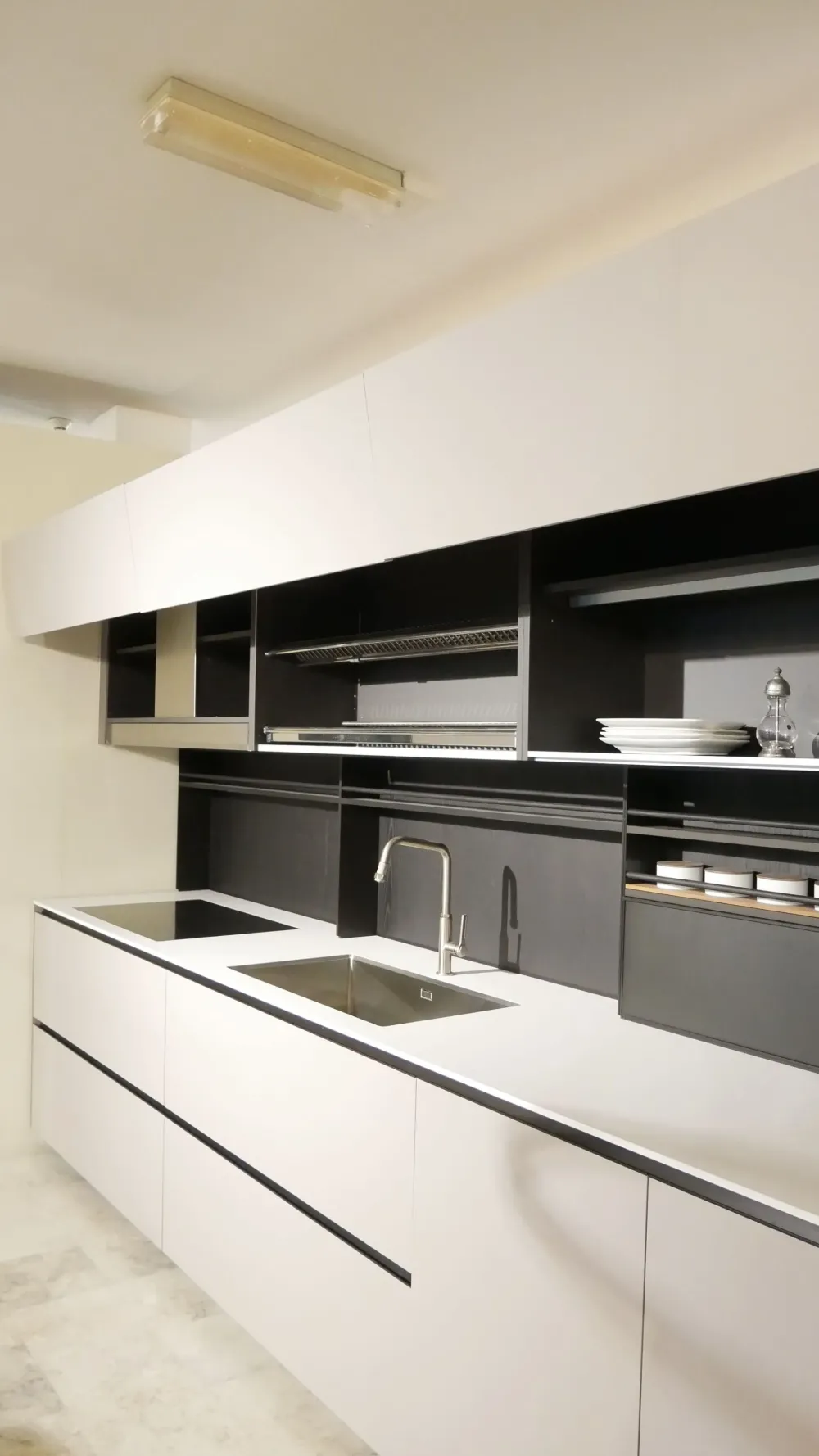 Poliform Cucina a PREZZI OUTLET in laminato opaco -45%- Cucine Lineari|Cucine Design