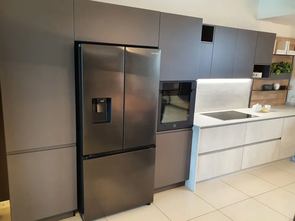 Hot Cucina a PREZZI OUTLET in laccata opaco -43% Cucine Ad Angolo|Cucine Moderne