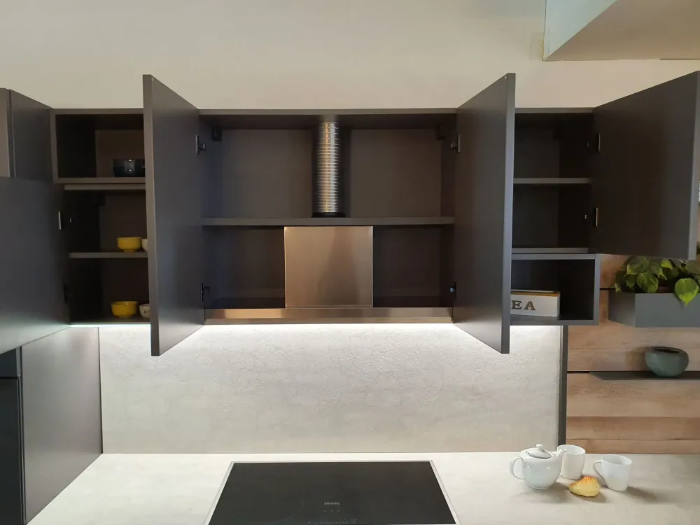 Hot Cucina a PREZZI OUTLET in laccata opaco -43% Cucine Ad Angolo|Cucine Moderne