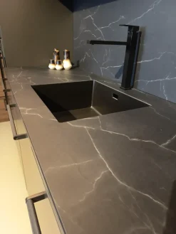 Sale Cucina a PREZZI OUTLET in laminato materico -40% Cucine Ad Isola