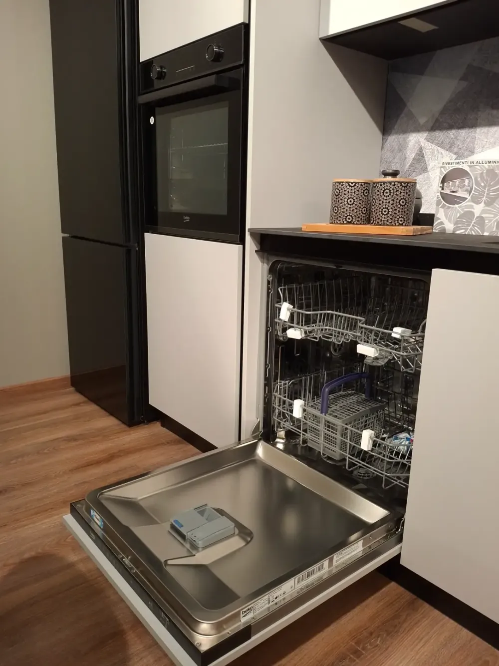 Cucina a PREZZI OUTLET in laccato opaco -50%^Febal