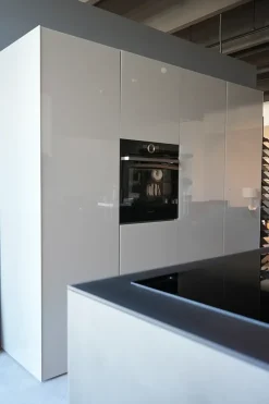 Outlet Cucina a PREZZI OUTLET in vetro -47% Cucine Ad Isola|Cucine Design